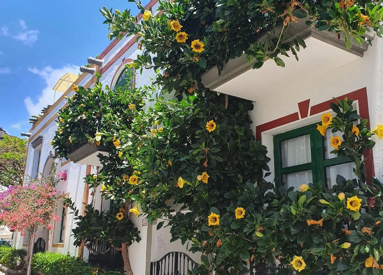 Billy'S Puerto De Mogan Apartments By Livvo