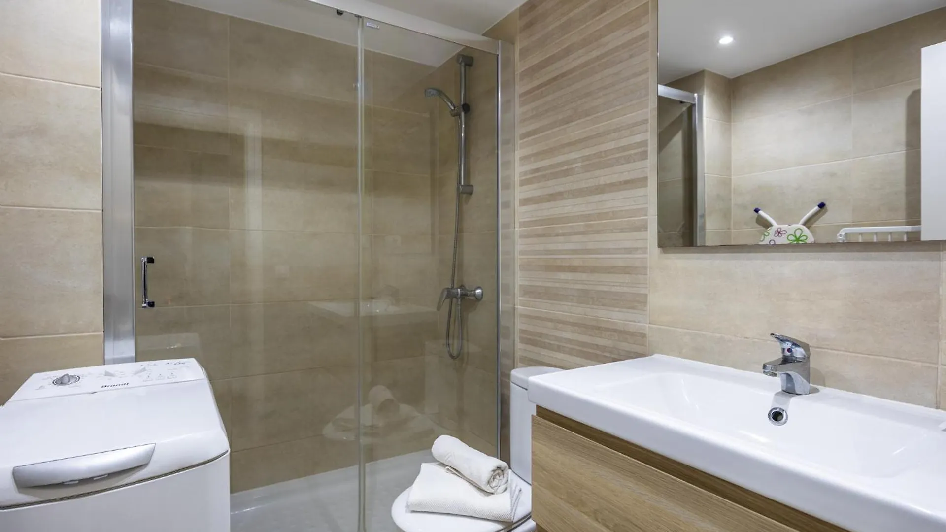 Billy'S Puerto De Mogan Apartments By Livvo